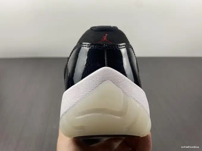Low Air 72-10 Jordan Retro AV2187-001 11 0514